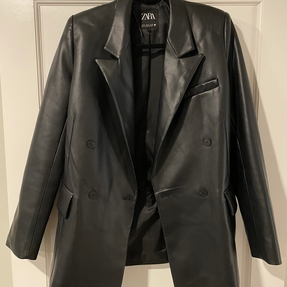 Faux leather blazer ZARA